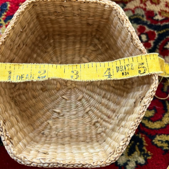 Two rattan natural octagon baskets with lid - Picture 4 of 7